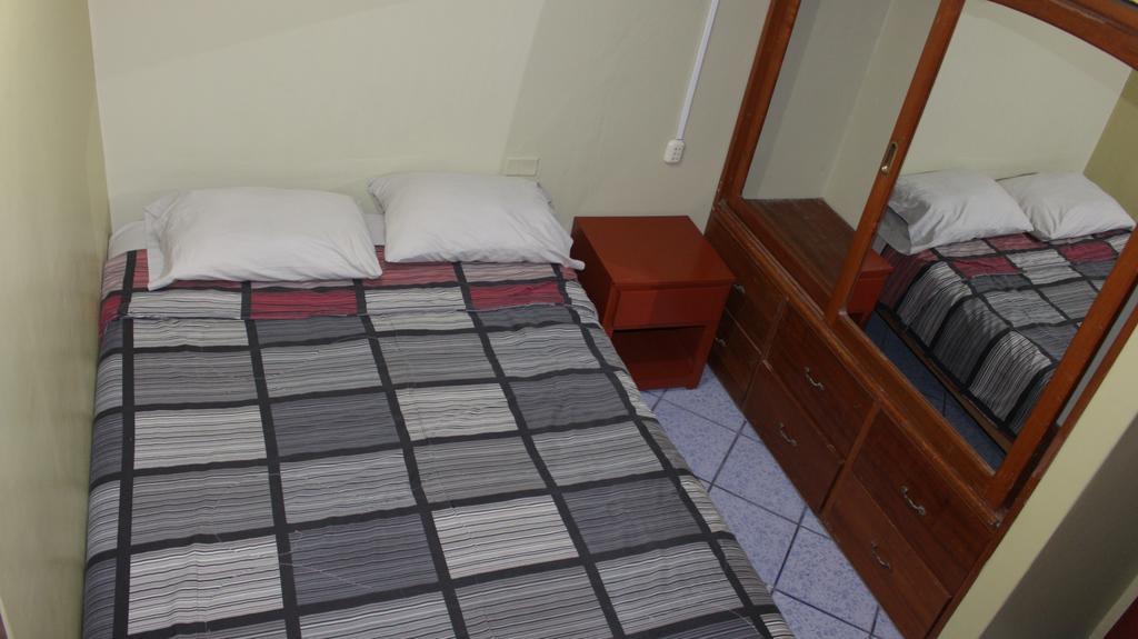 Hostal Aventura Кахамарка Экстерьер фото